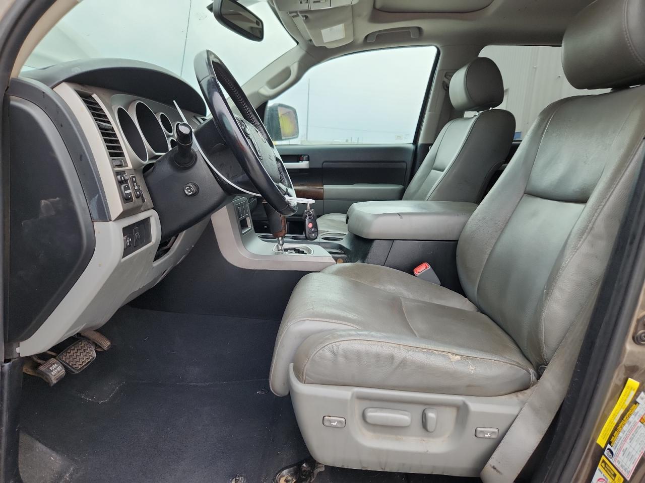 2012 Toyota Tundra Crewmax Limited VIN: 5TFFY5F17CX126867 Lot: 84811695