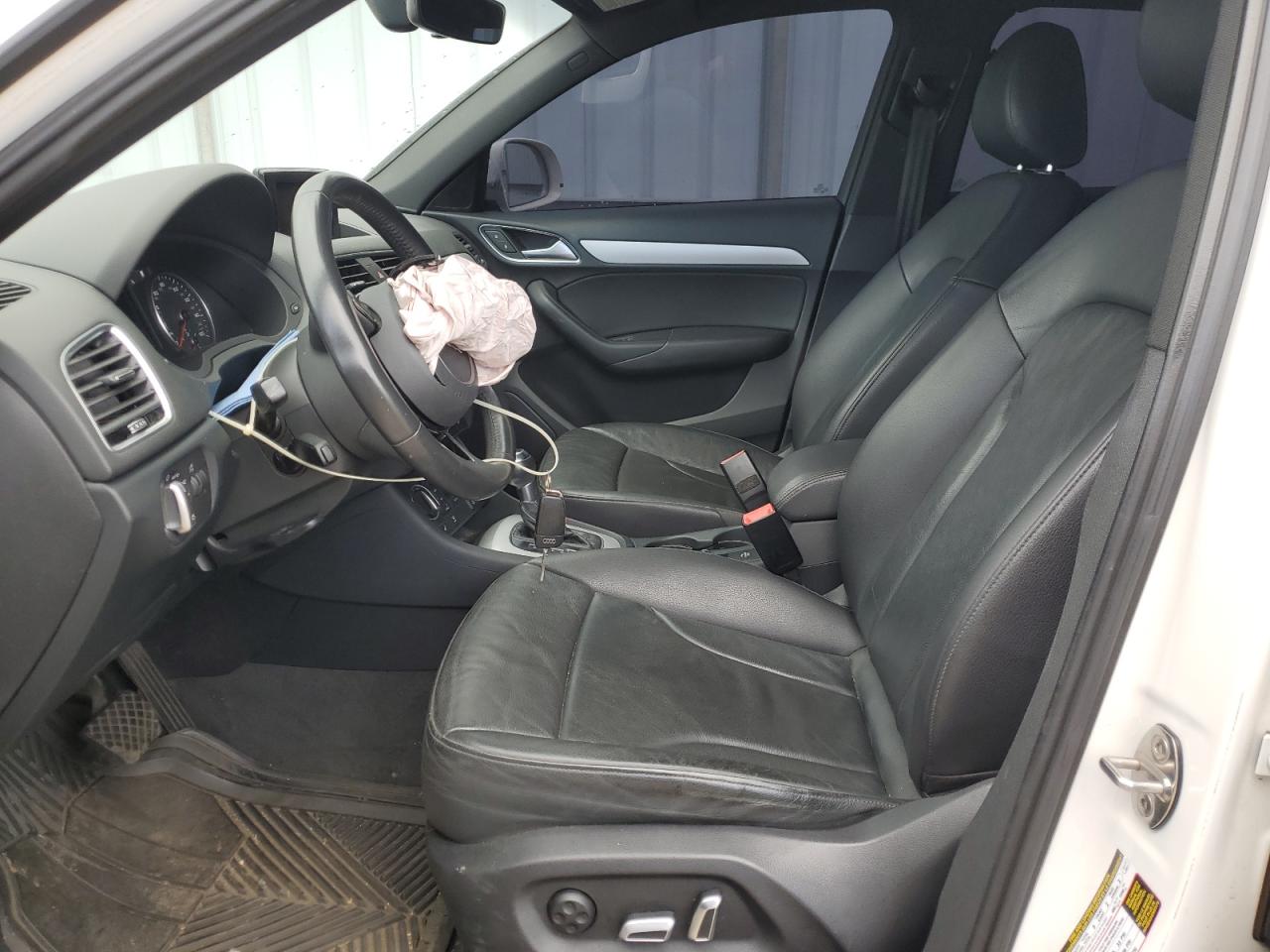 2018 Audi Q3 Premium VIN: WA1BCCFS9JR027456 Lot: 82219105