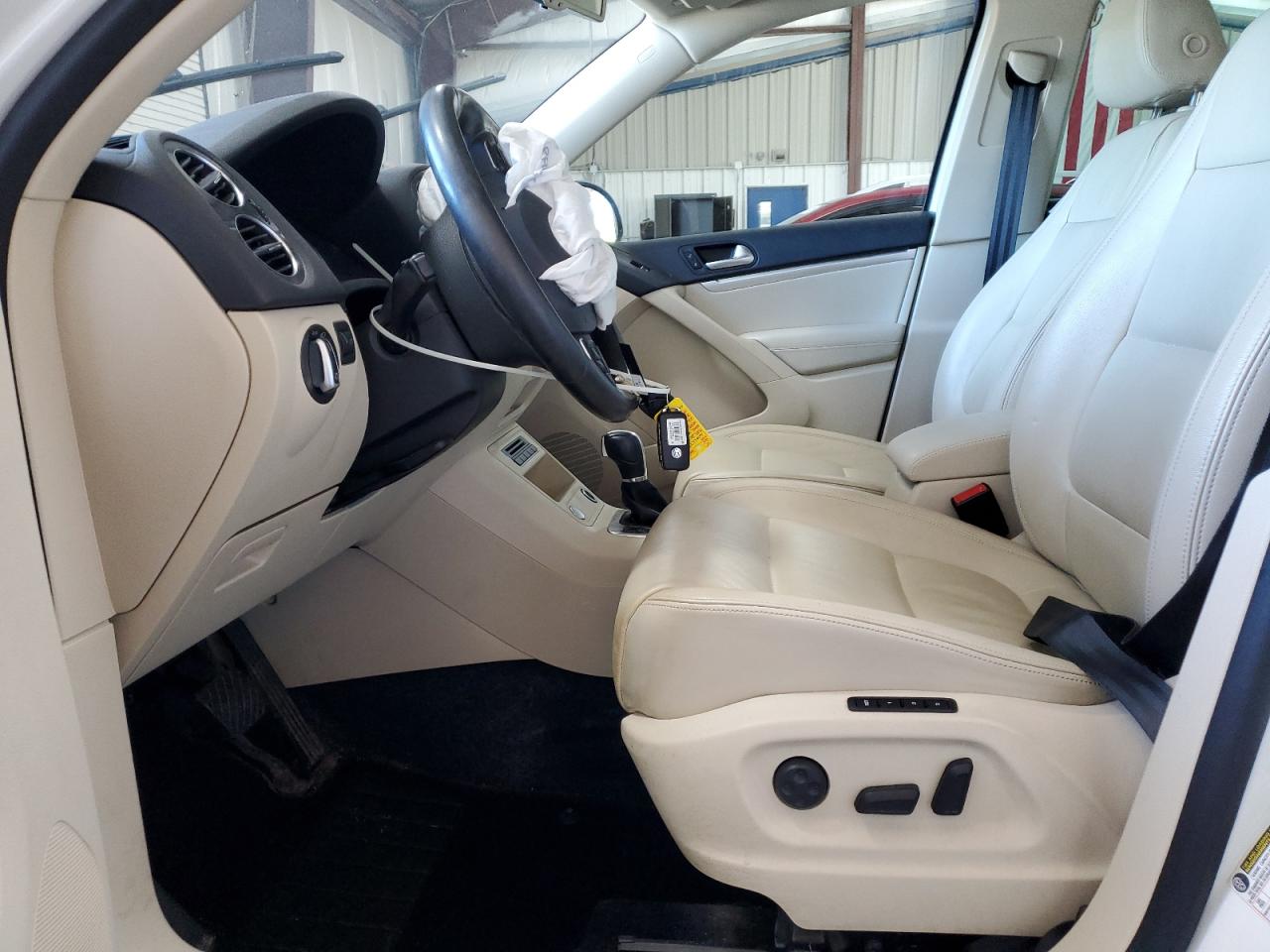 2013 Volkswagen Tiguan S VIN: WVGBV3AXXDW561179 Lot: 84910725