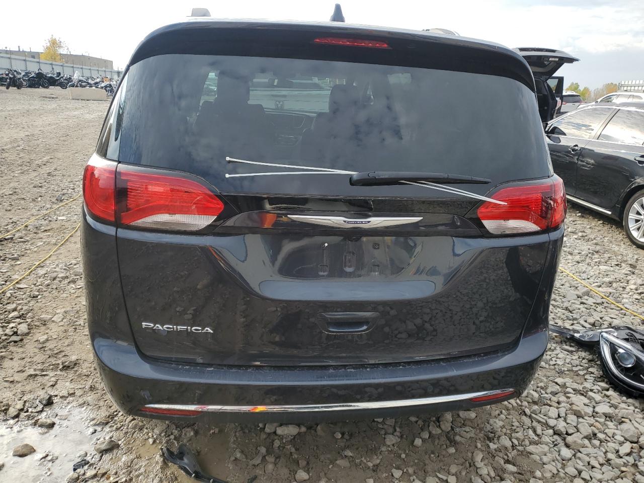 2020 Chrysler Pacifica Touring L VIN: 2C4RC1BG8LR210984 Lot: 82512725