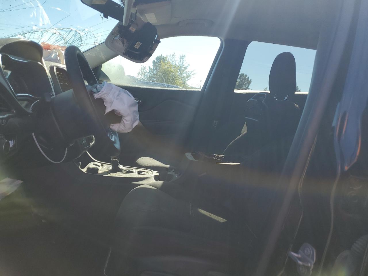 2020 Jeep Cherokee Latitude VIN: 1C4PJMCB1LD652297 Lot: 82566505