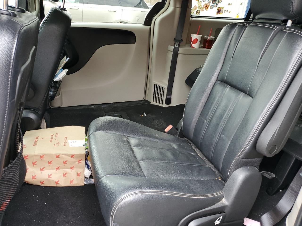 2016 Chrysler Town & Country Touring VIN: 2C4RC1BG5GR120004 Lot: 86076185