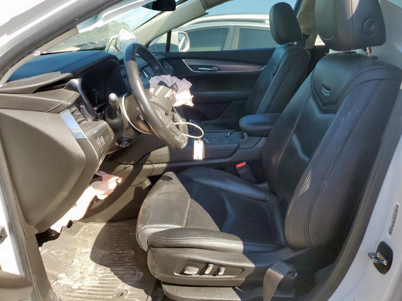 2019 Cadillac Xt5 Luxury VIN: 1GYKNCRS6KZ199774 Lot: 92817745