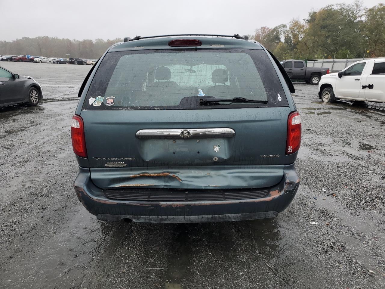 2005 Chrysler Town & Country Touring VIN: 2C4GP54L25R202444 Lot: 90518275