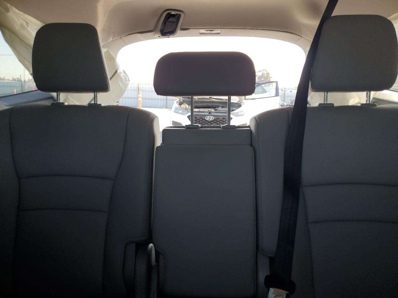 2016 Honda Pilot Touring VIN: 5FNYF6H92GB038039 Lot: 82610365