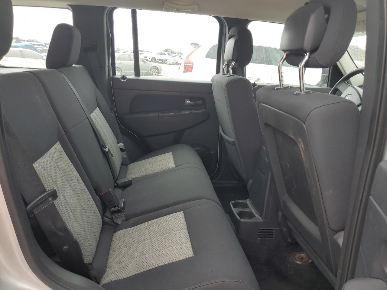 2010 Jeep Liberty Sport VIN: 1J4PP2GK4AW171792 Lot: 85368115