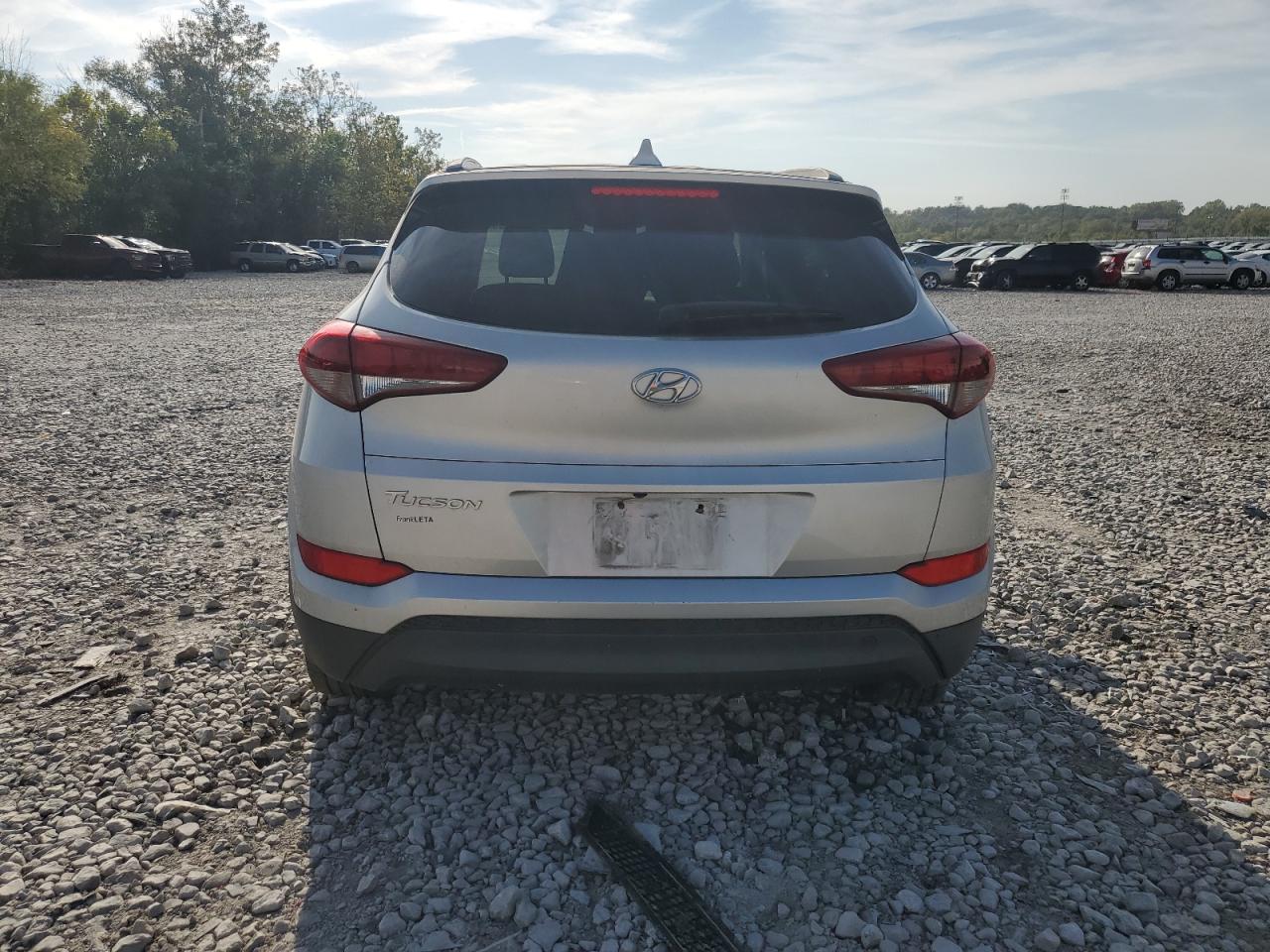 2018 Hyundai Tucson Sel VIN: KM8J33A47JU608151 Lot: 81973865
