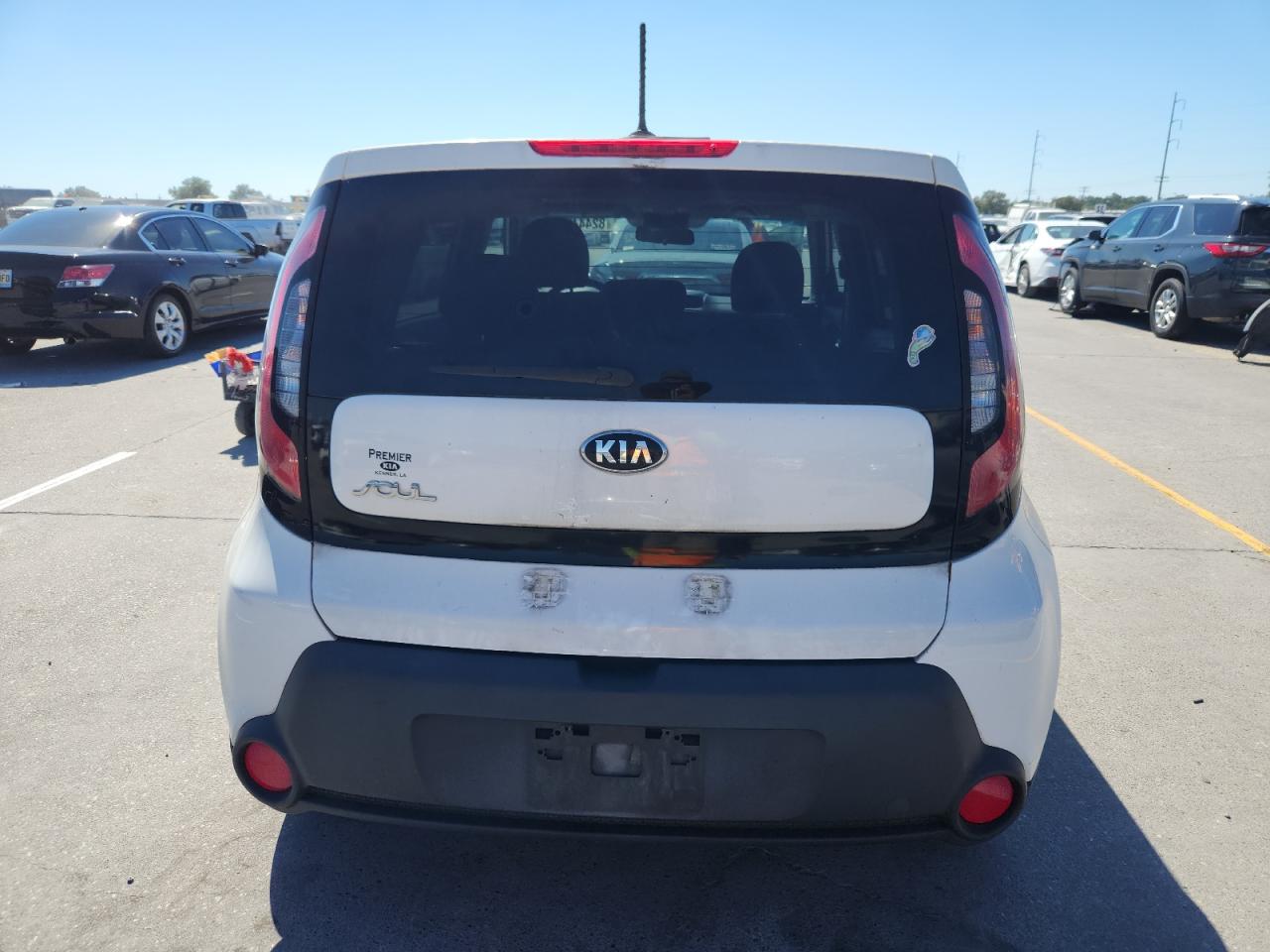 2016 Kia Soul VIN: KNDJN2A23G7377117 Lot: 82444725