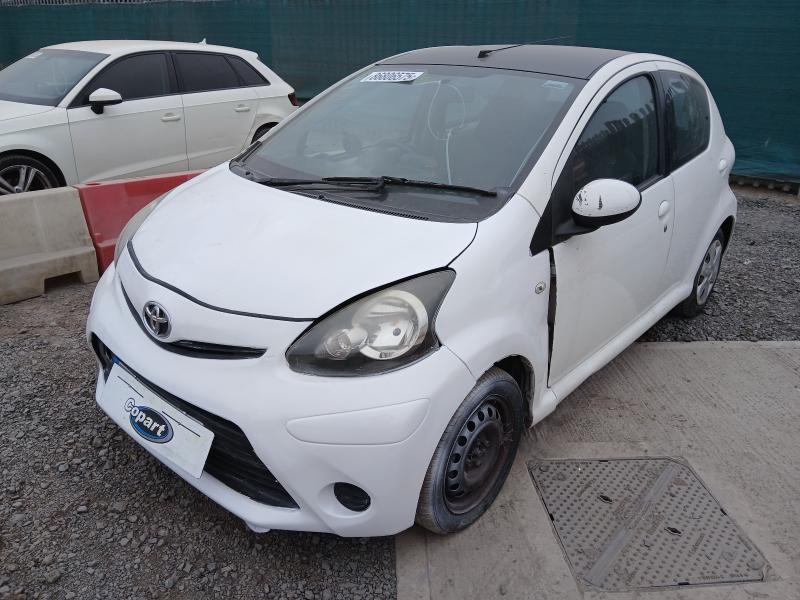 2014 TOYOTA AYGO MOVE VVT-I S-A 1.0 VVT-I MOVE 5DR MMT for sale at Copart WOLVERHAMPTON