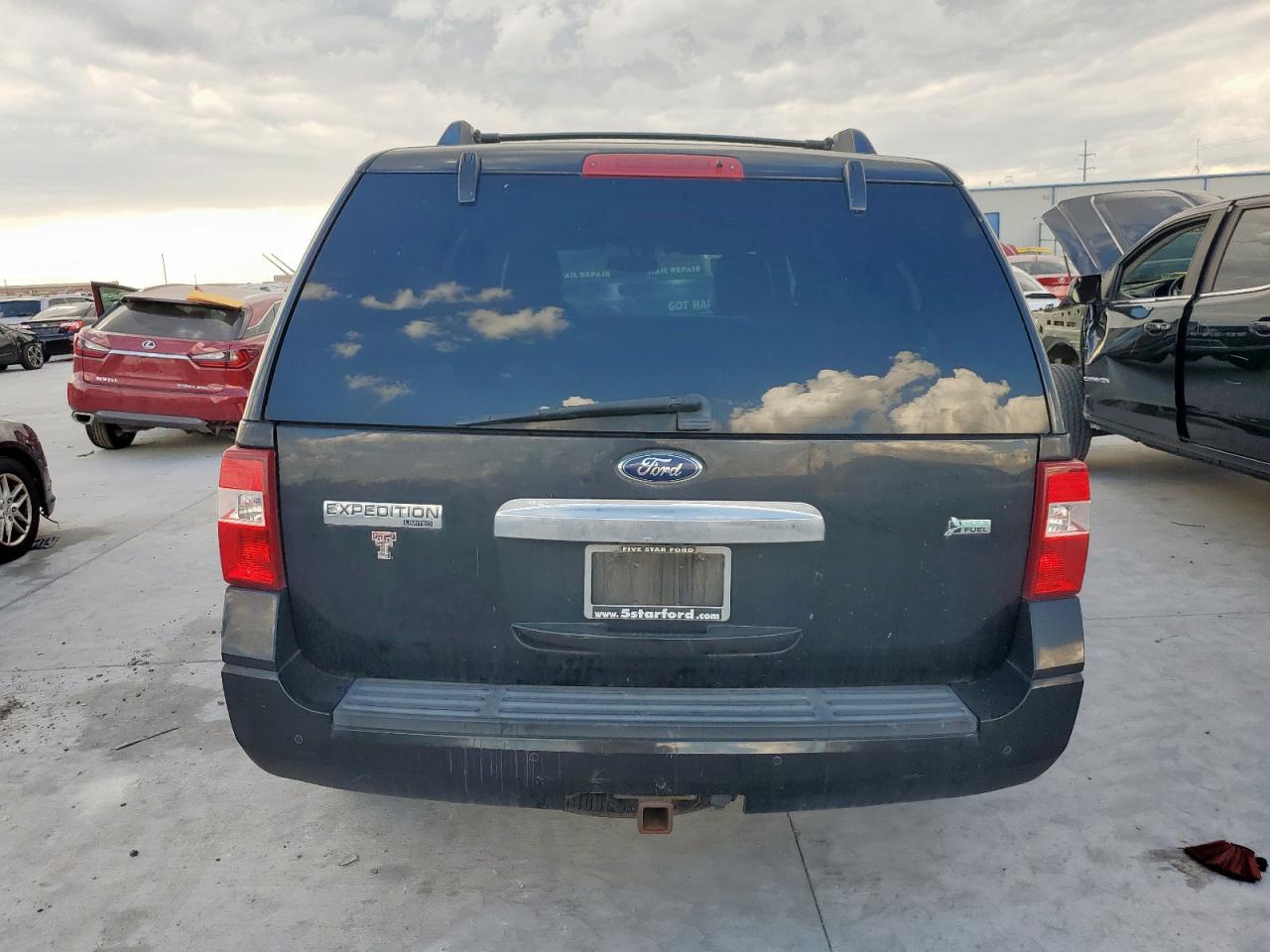 2012 Ford Expedition Limited VIN: 1FMJU1K51CEF34991 Lot: 81343995