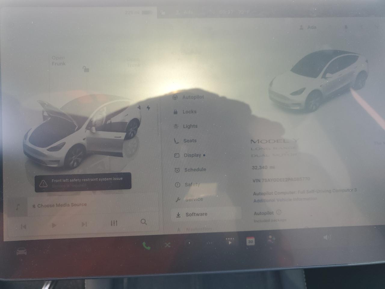 2023 Tesla Model Y VIN: 7SAYGDEE2PA085770 Lot: 89914815