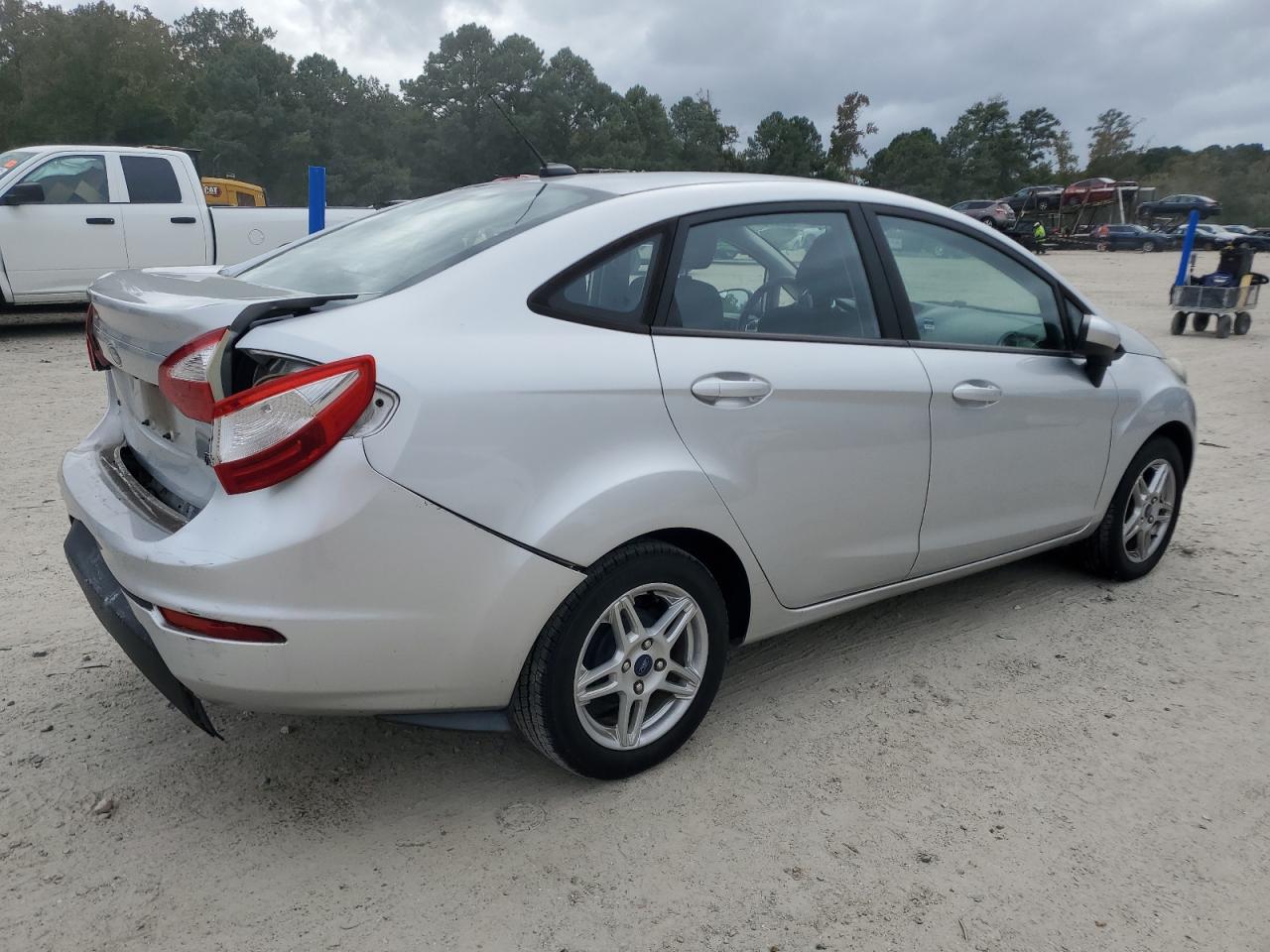 2019 Ford Fiesta Se VIN: 3FADP4BJ7KM161865 Lot: 82411995