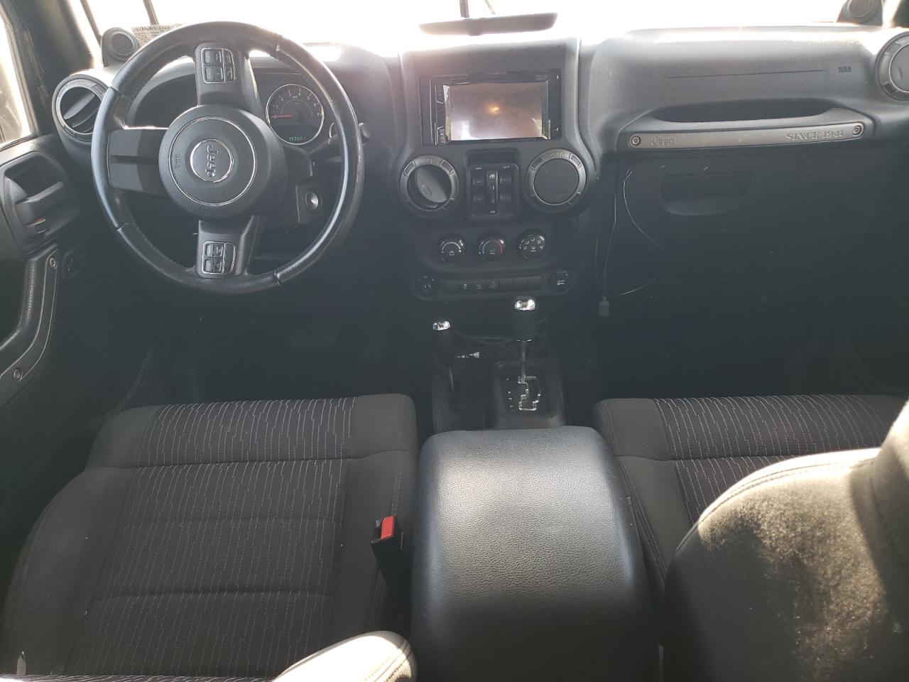 2012 Jeep Wrangler Unlimited Sport VIN: 1C4BJWDG5CL218258 Lot: 84406745