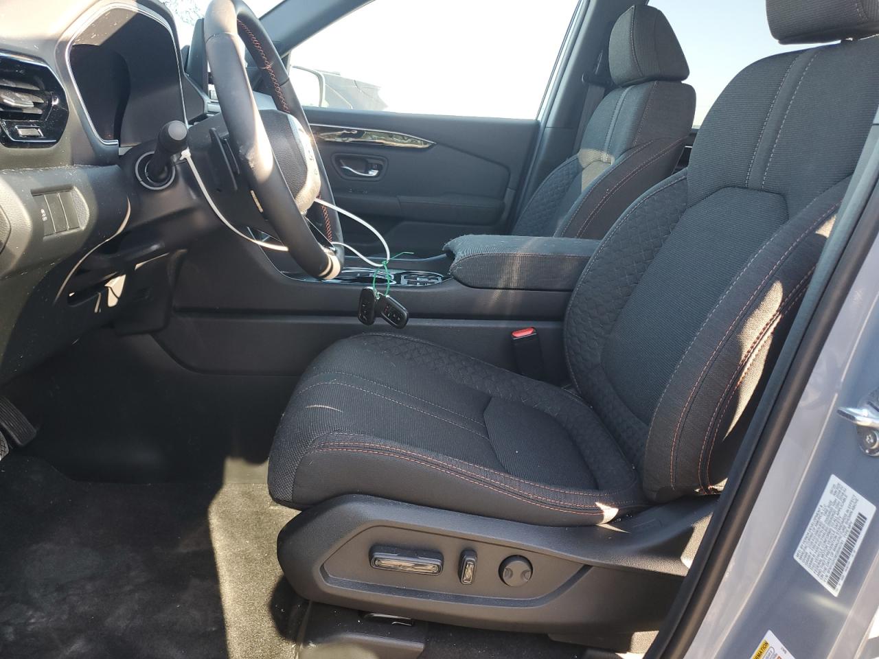 2025 Honda Pilot Sport VIN: 5FNYG2H38SB040761 Lot: 86227365