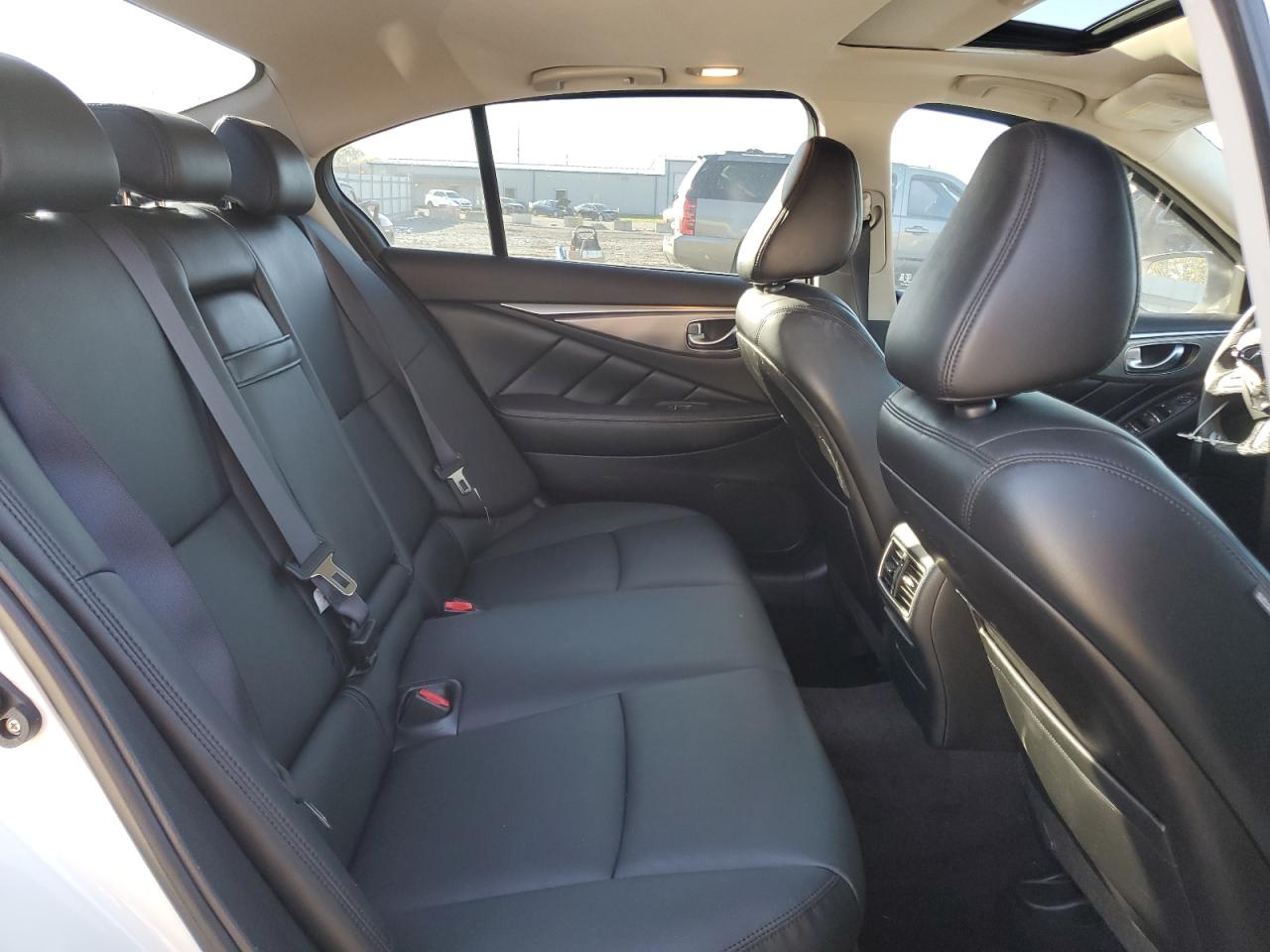 2015 Infiniti Q50 Base VIN: JN1BV7AR2FM419245 Lot: 82638075