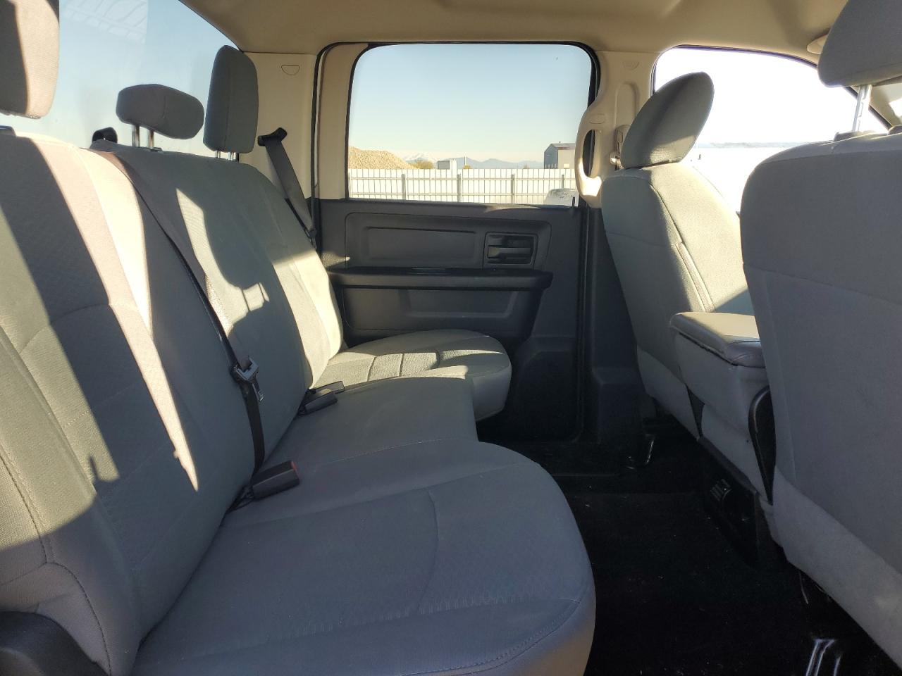 2017 Ram 2500 St VIN: 3C6TR4CT6HG748217 Lot: 89933335