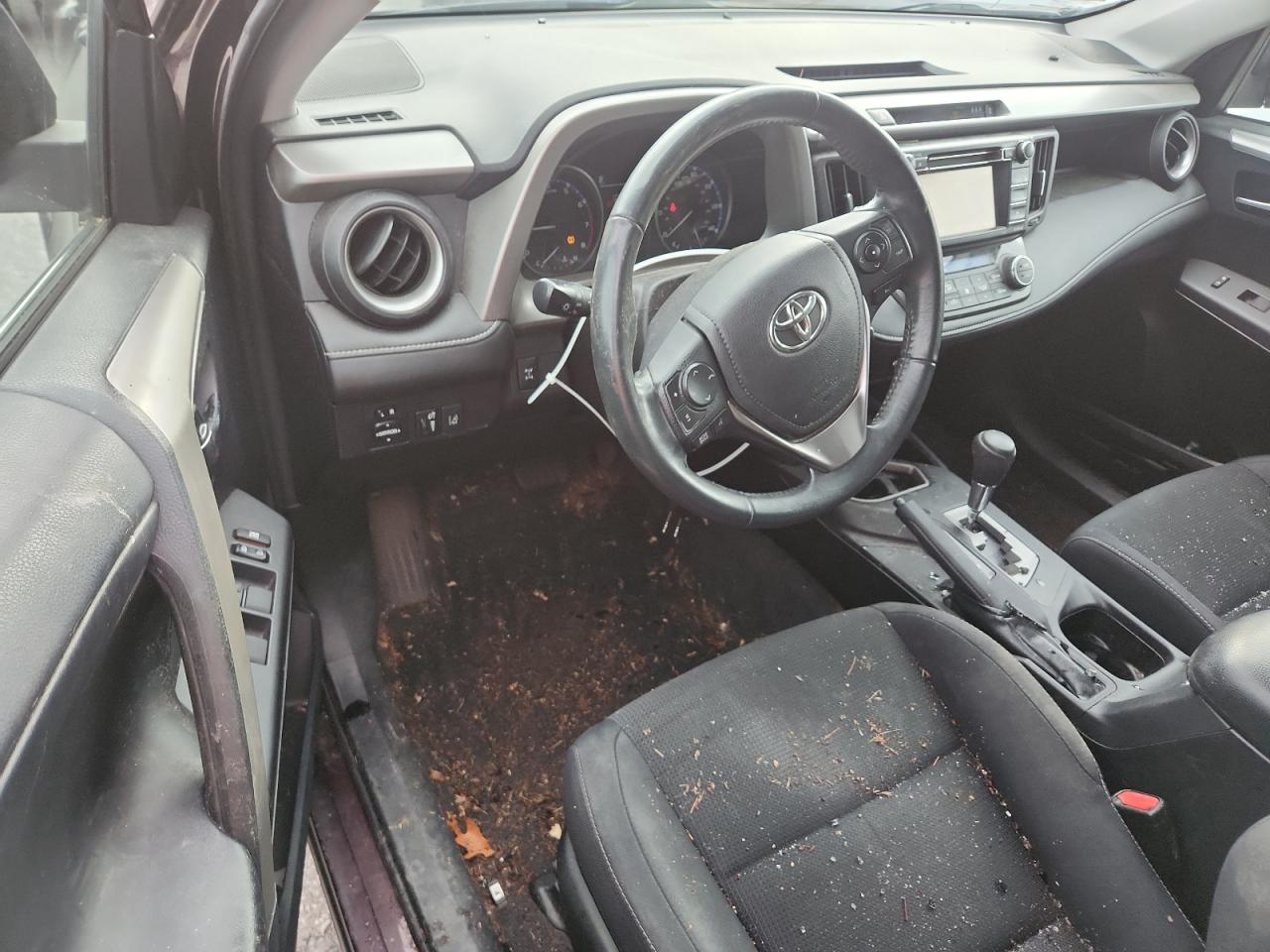 2017 Toyota Rav4 Xle VIN: 2T3RFREV4HW579452 Lot: 82729365