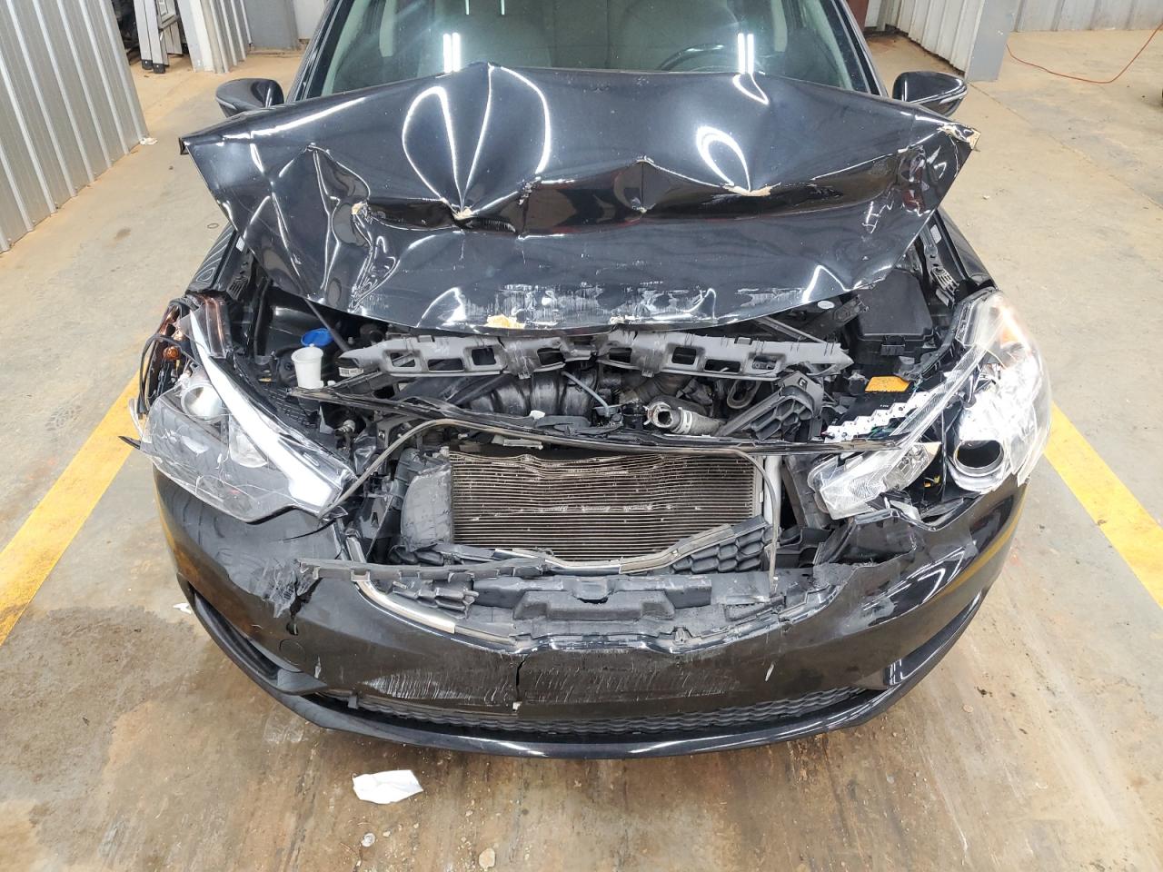 2016 Kia Forte Ex VIN: KNAFX4A81G5529615 Lot: 90027845