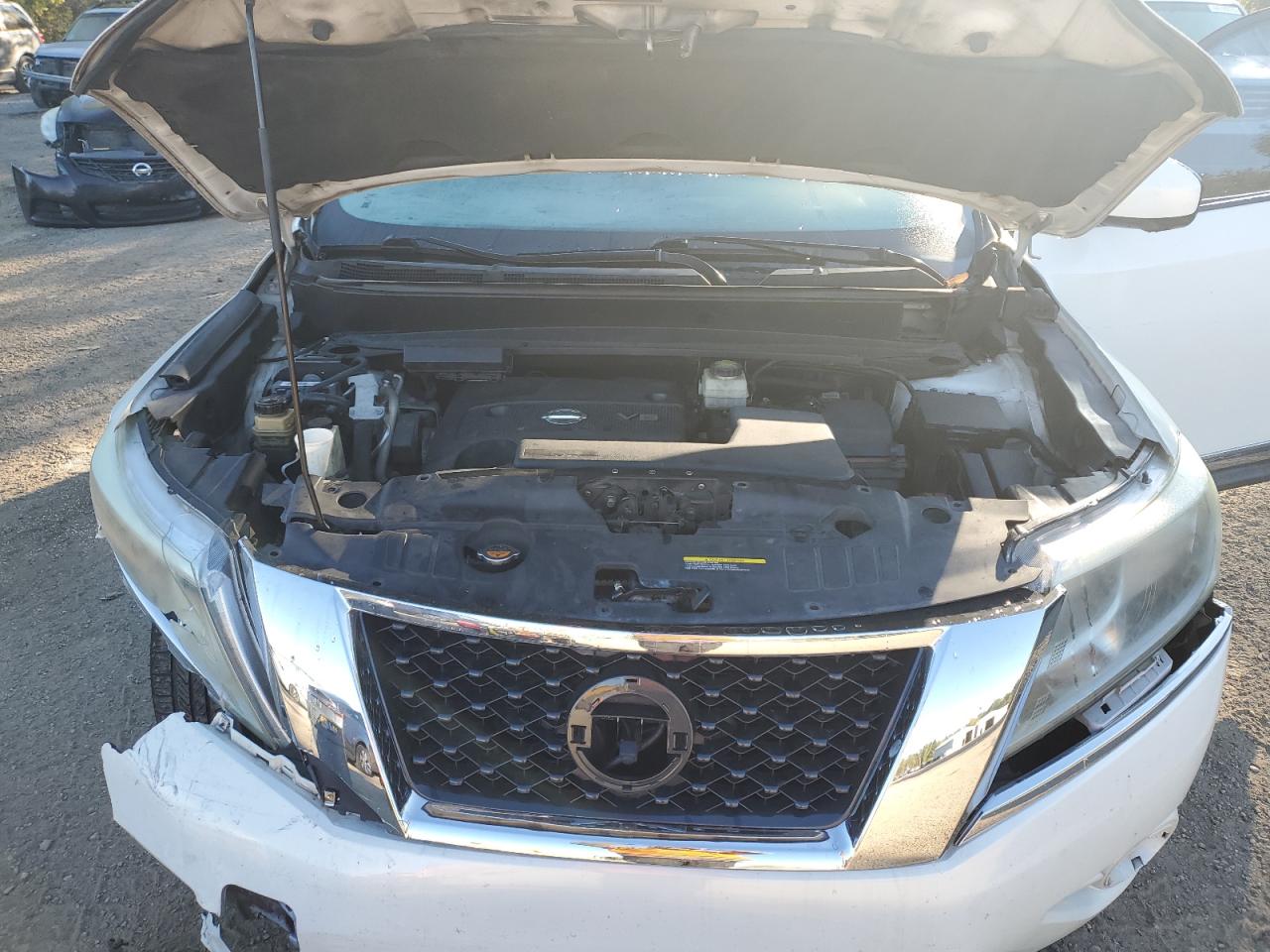 2014 Nissan Pathfinder S VIN: 5N1AR2MN1EC731601 Lot: 84263065