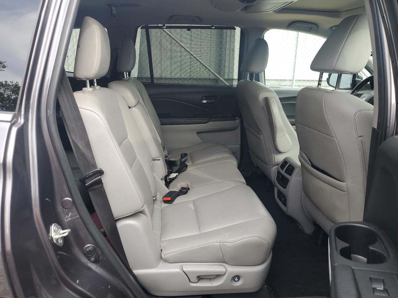 2019 Honda Pilot Touring VIN: 5FNYF6H96KB043107 Lot: 86123445