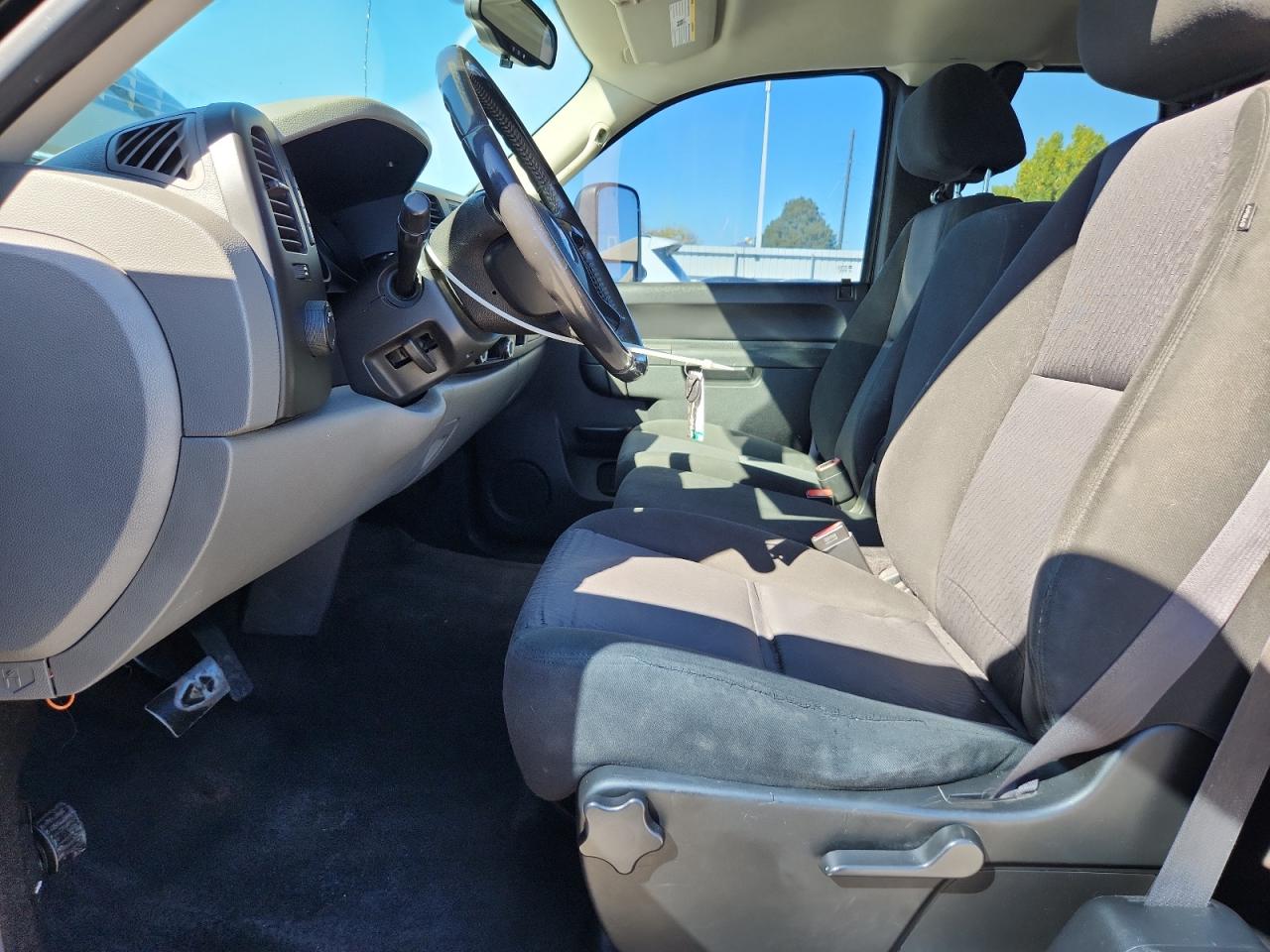 2011 Chevrolet Silverado C1500 Ls VIN: 1GCRCREA7BZ193217 Lot: 85129035