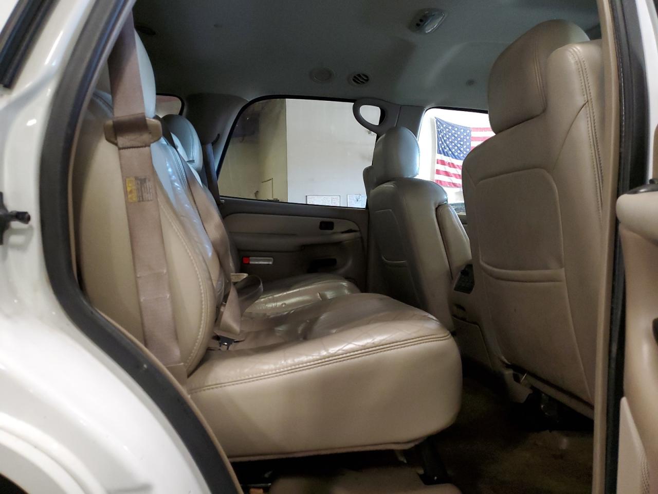 2003 Chevrolet Tahoe K1500 VIN: 1GNEK13T43R261697 Lot: 84537595