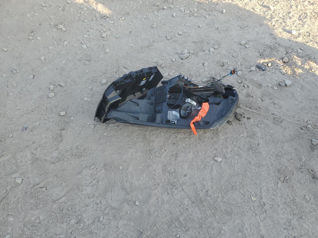 2016 Ford Explorer VIN: 1FM5K8B88GGA37733 Lot: 85165455