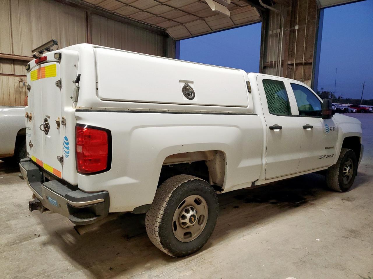 2017 Chevrolet Silverado K2500 Heavy Duty VIN: 1GC2KUEG5HZ308613 Lot: 85309525