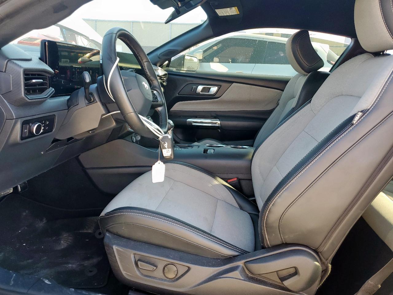 2024 Ford Mustang VIN: 1FA6P8TH4R5106818 Lot: 84642865