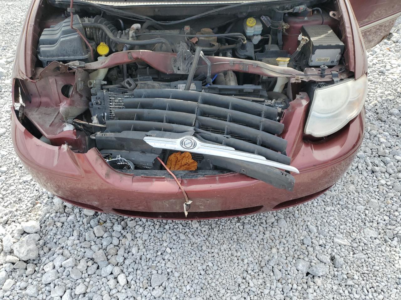 2007 Chrysler Town & Country Touring VIN: 2A4GP54LX7R136612 Lot: 90536395