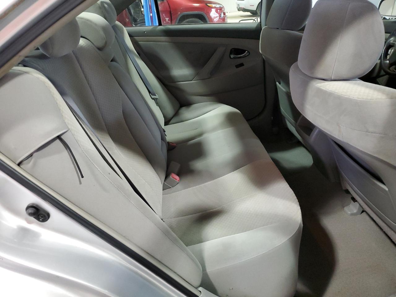 2009 Toyota Camry Base VIN: 4T1BE46K09U892469 Lot: 82448995