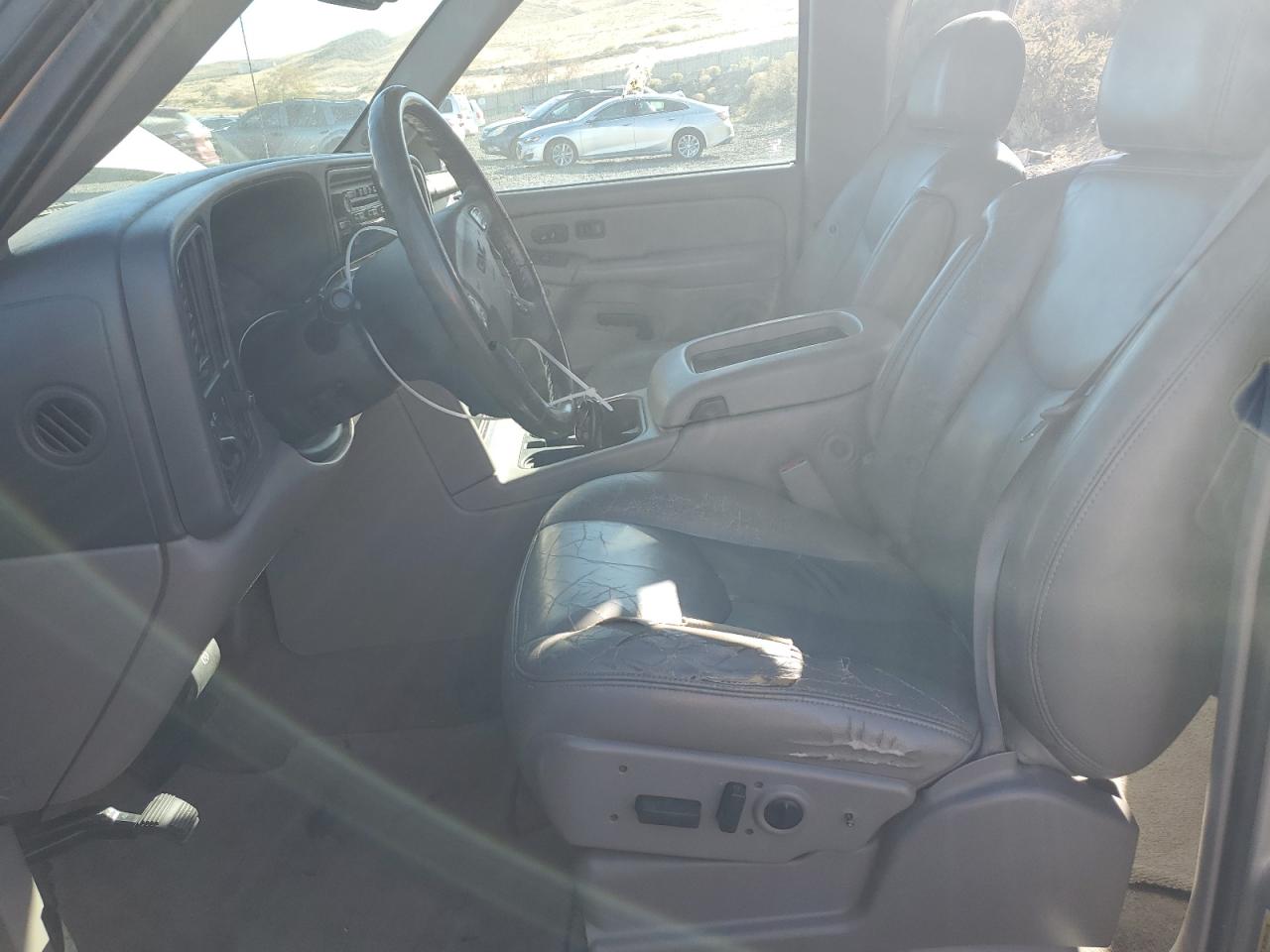 2006 GMC Yukon Xl C1500 VIN: 1GKEC16Z06J111356 Lot: 90727325