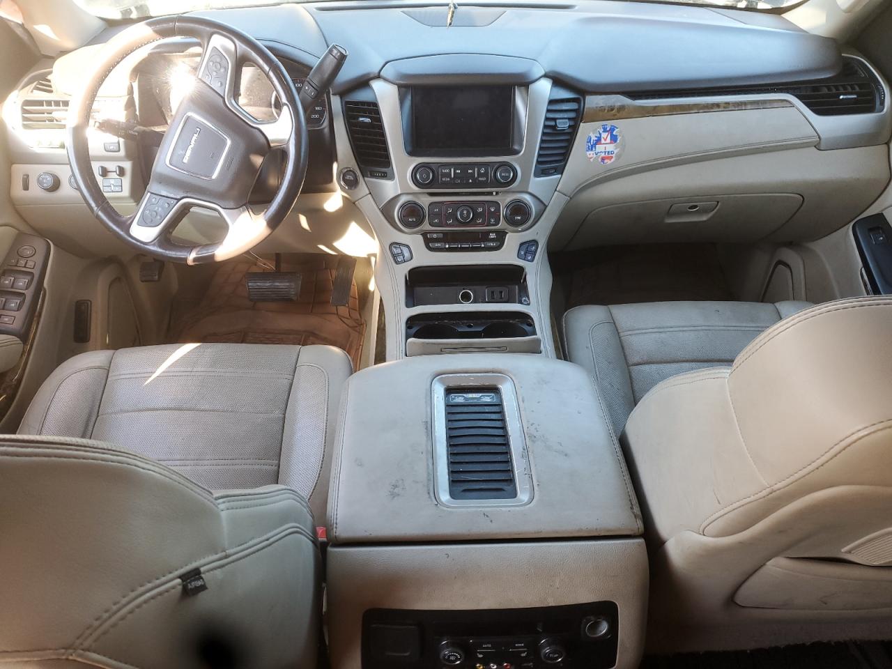 2016 GMC Yukon Xl Denali VIN: 1GKS2HKJ5GR321632 Lot: 90835395