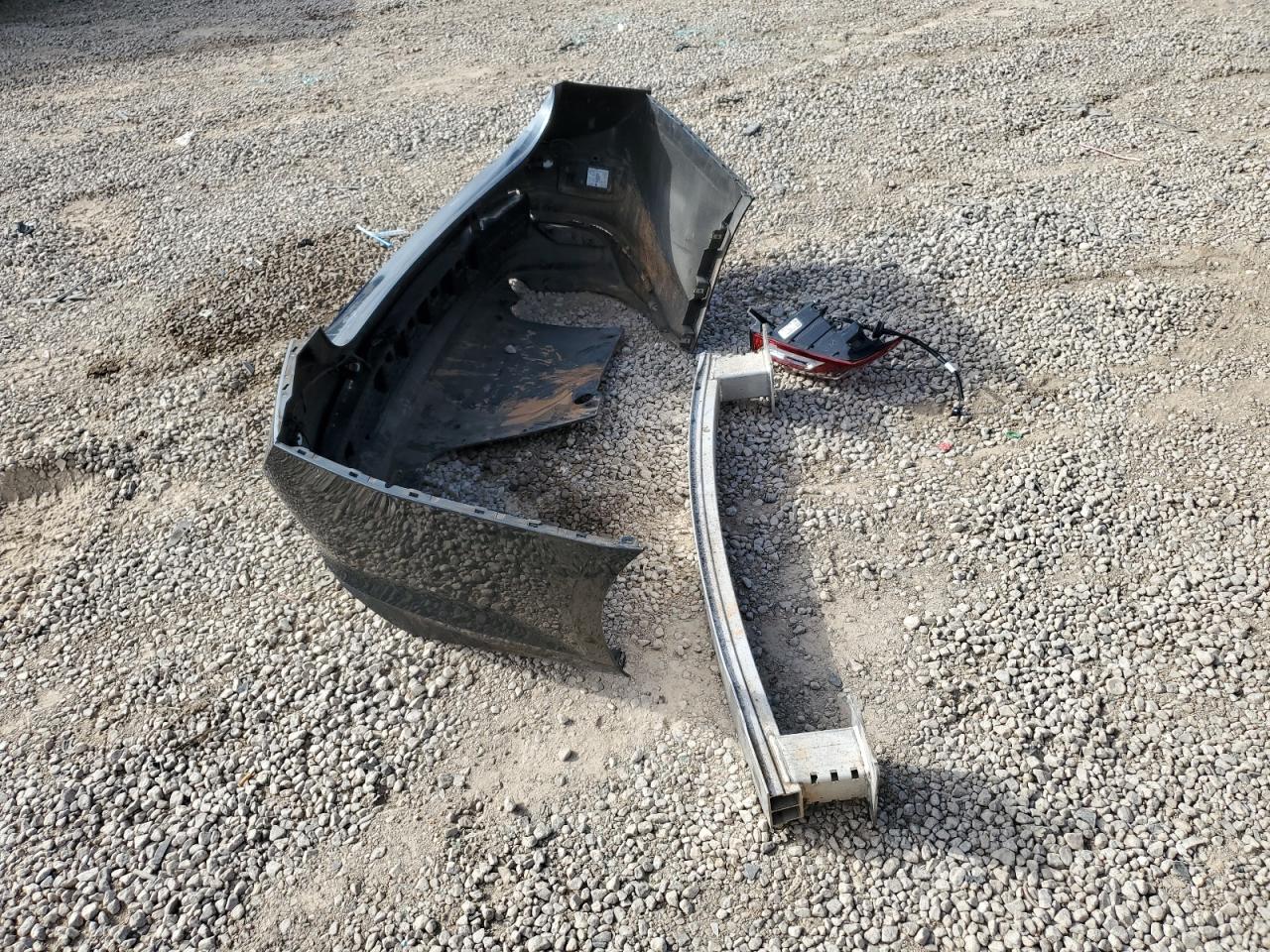 2019 Chevrolet Malibu Lt VIN: 1G1ZD5ST5KF174395 Lot: 82208135