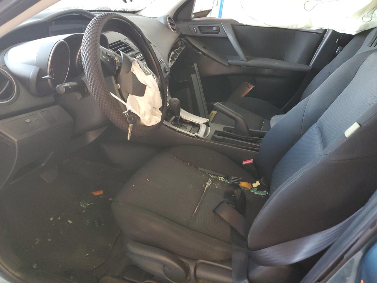 2011 Mazda 3 I VIN: JM1BL1UG4B1438286 Lot: 82468195