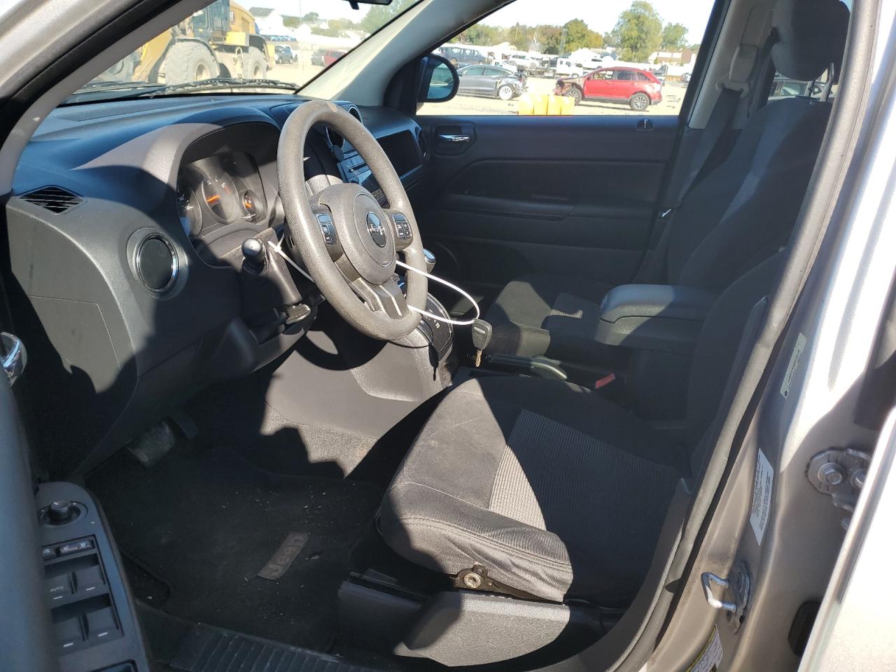 2011 Jeep Compass Sport VIN: 1J4NF1FB5BD235146 Lot: 86409495