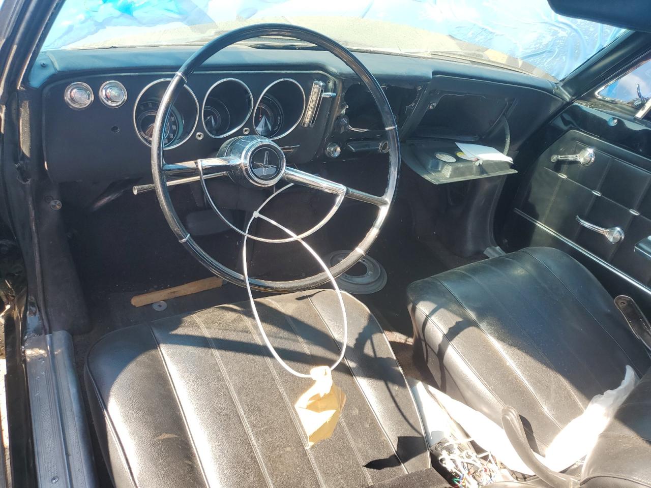 1966 Chevrolet Corv Monza VIN: 105676W105857 Lot: 71152275