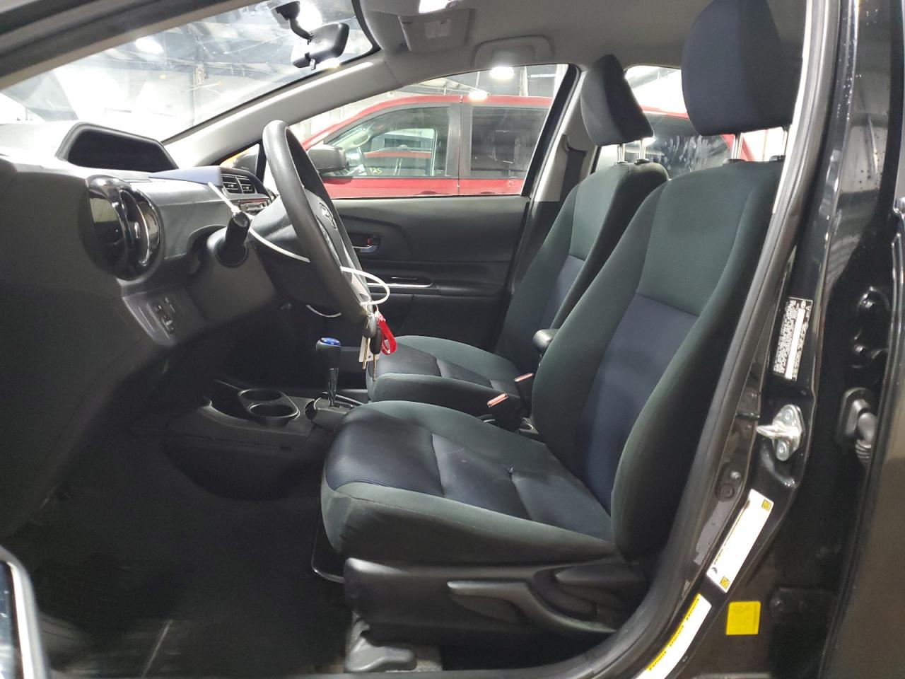 2015 Toyota Prius C VIN: JTDKDTB39F1111011 Lot: 89633875