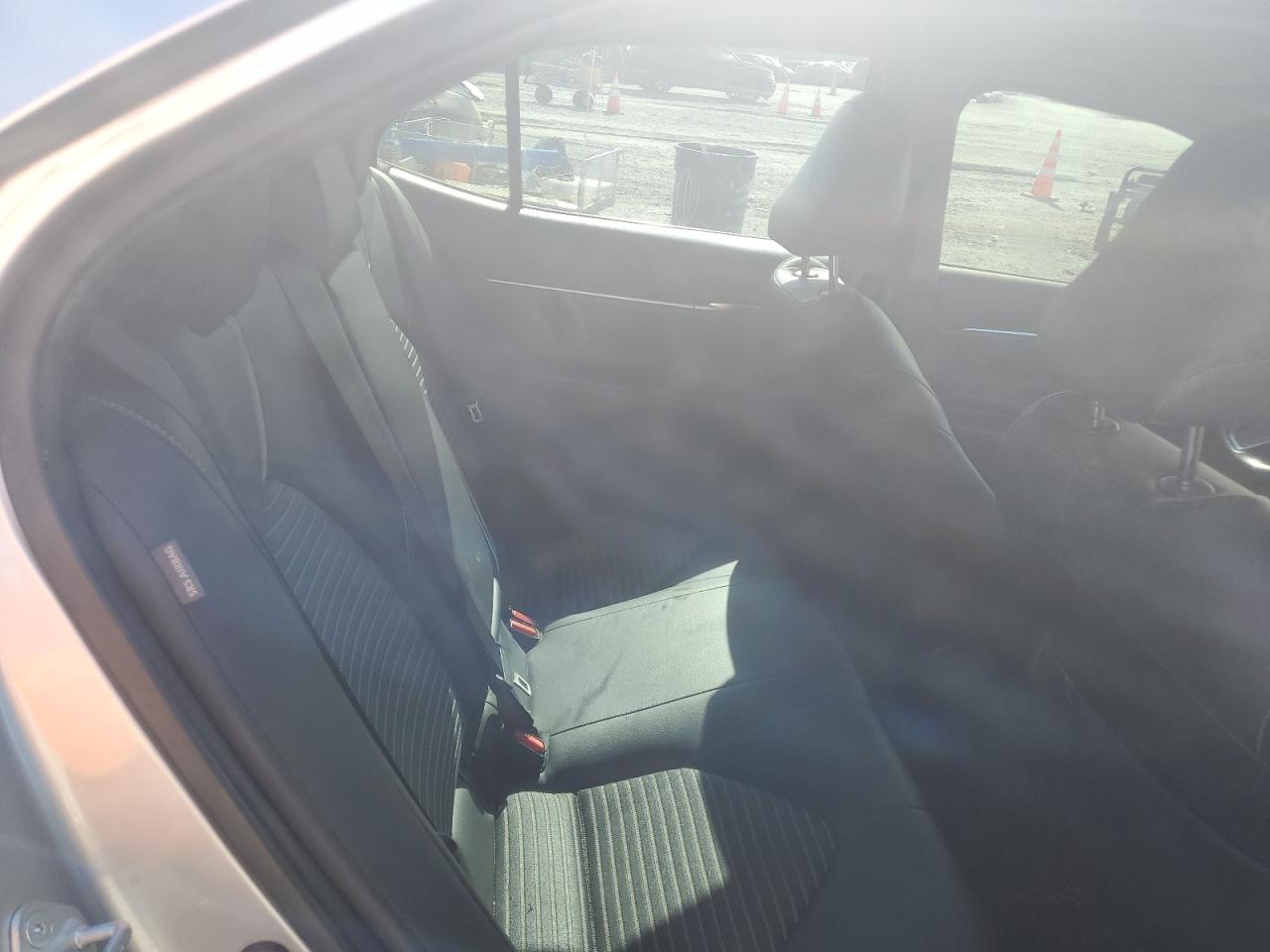 2018 Toyota Camry L VIN: JTNB11HK0J3016227 Lot: 85004655