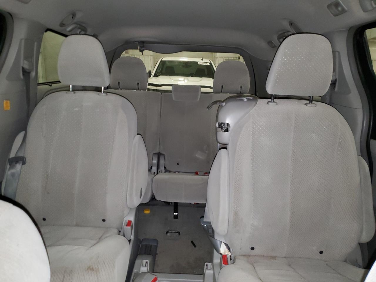 2012 Toyota Sienna Le VIN: 5TDKK3DC1CS265097 Lot: 86068265