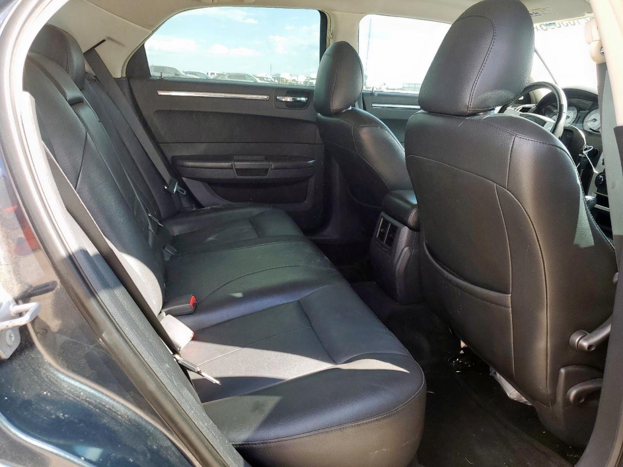 2008 Chrysler 300 Touring VIN: 2C3KA53G58H307722 Lot: 82183695