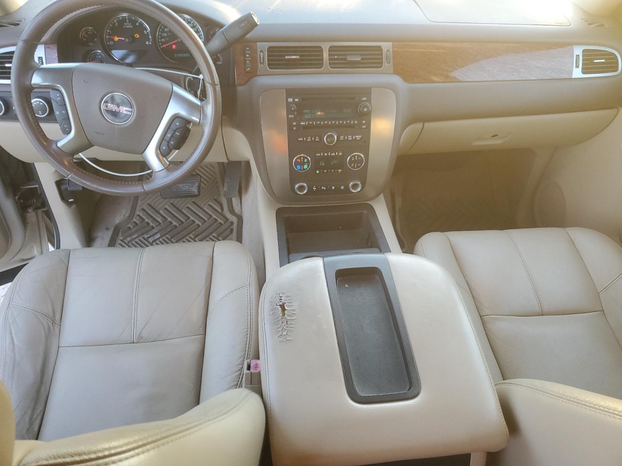 2007 GMC Yukon Xl K1500 VIN: 1GKFK16367J209604 Lot: 89689825