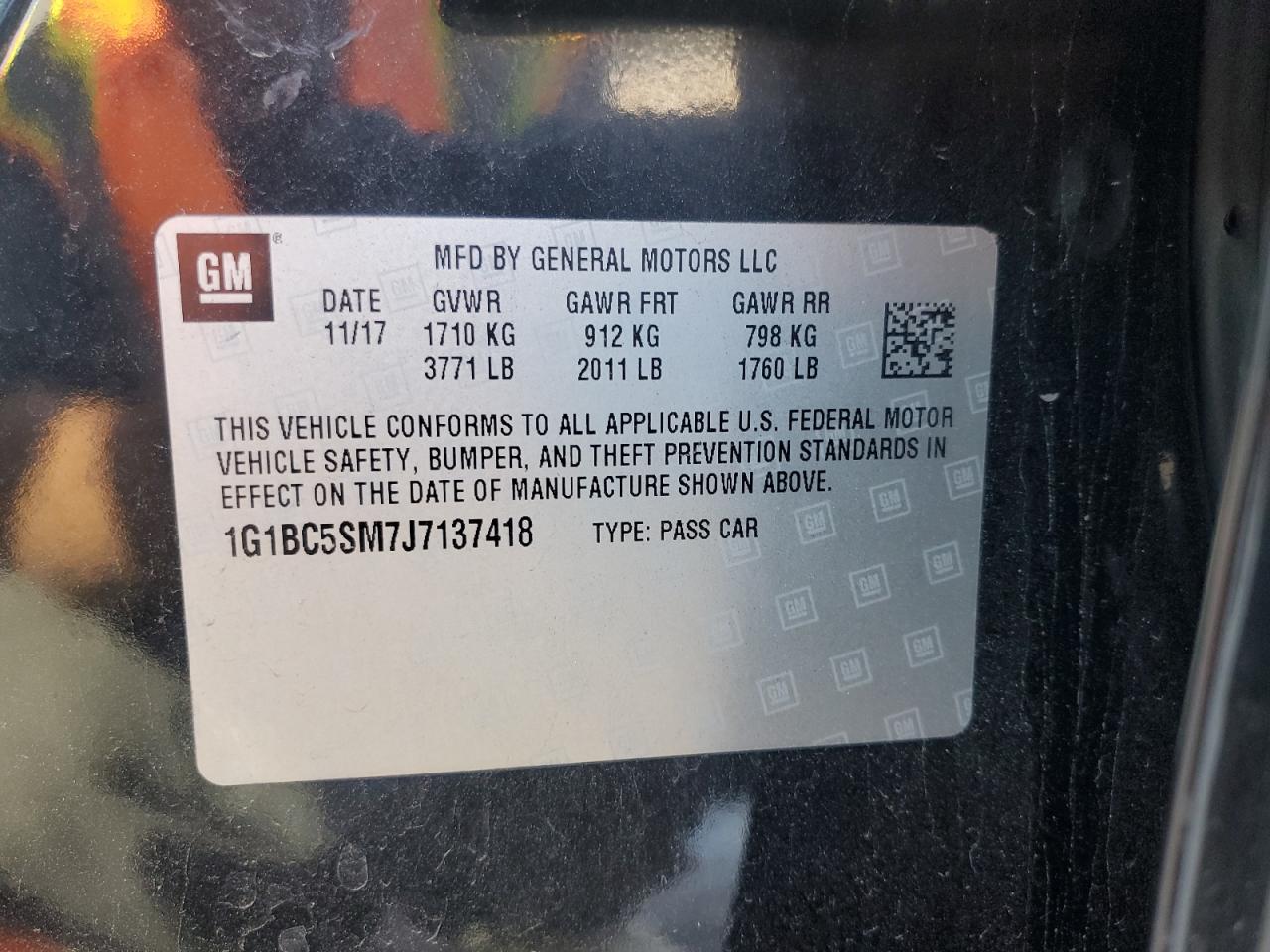 2018 Chevrolet Cruze Ls VIN: 1G1BC5SM7J7137418 Lot: 84765375