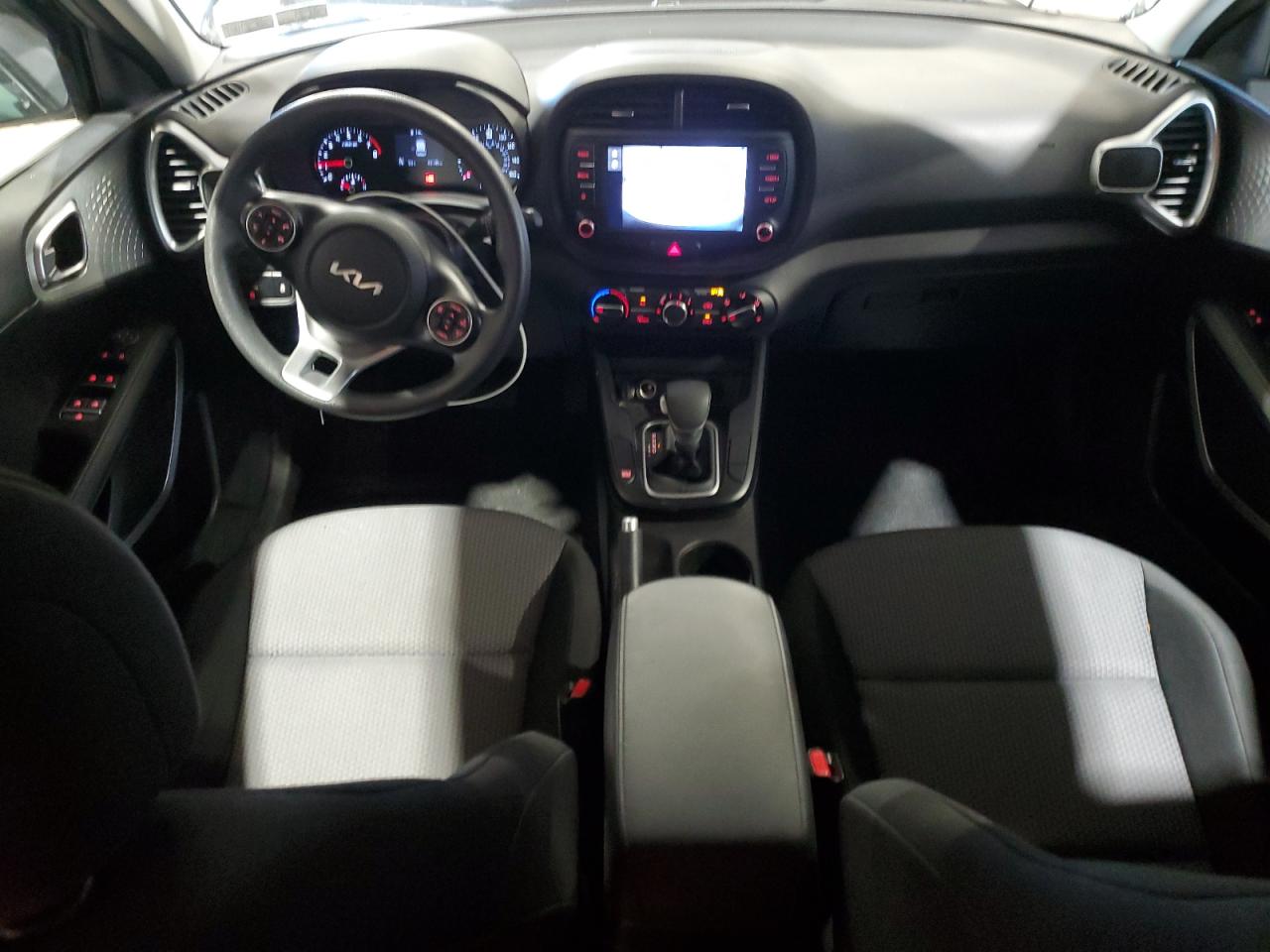2022 Kia Soul Lx VIN: KNDJ23AU7N7837408 Lot: 82270095