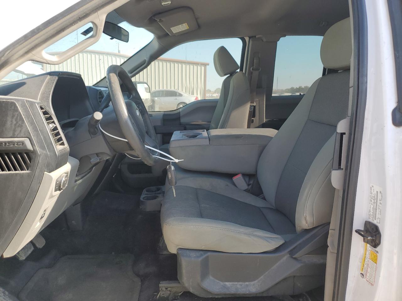 2015 Ford F150 Super Cab VIN: 1FTEX1C8XFKF16047 Lot: 82488845