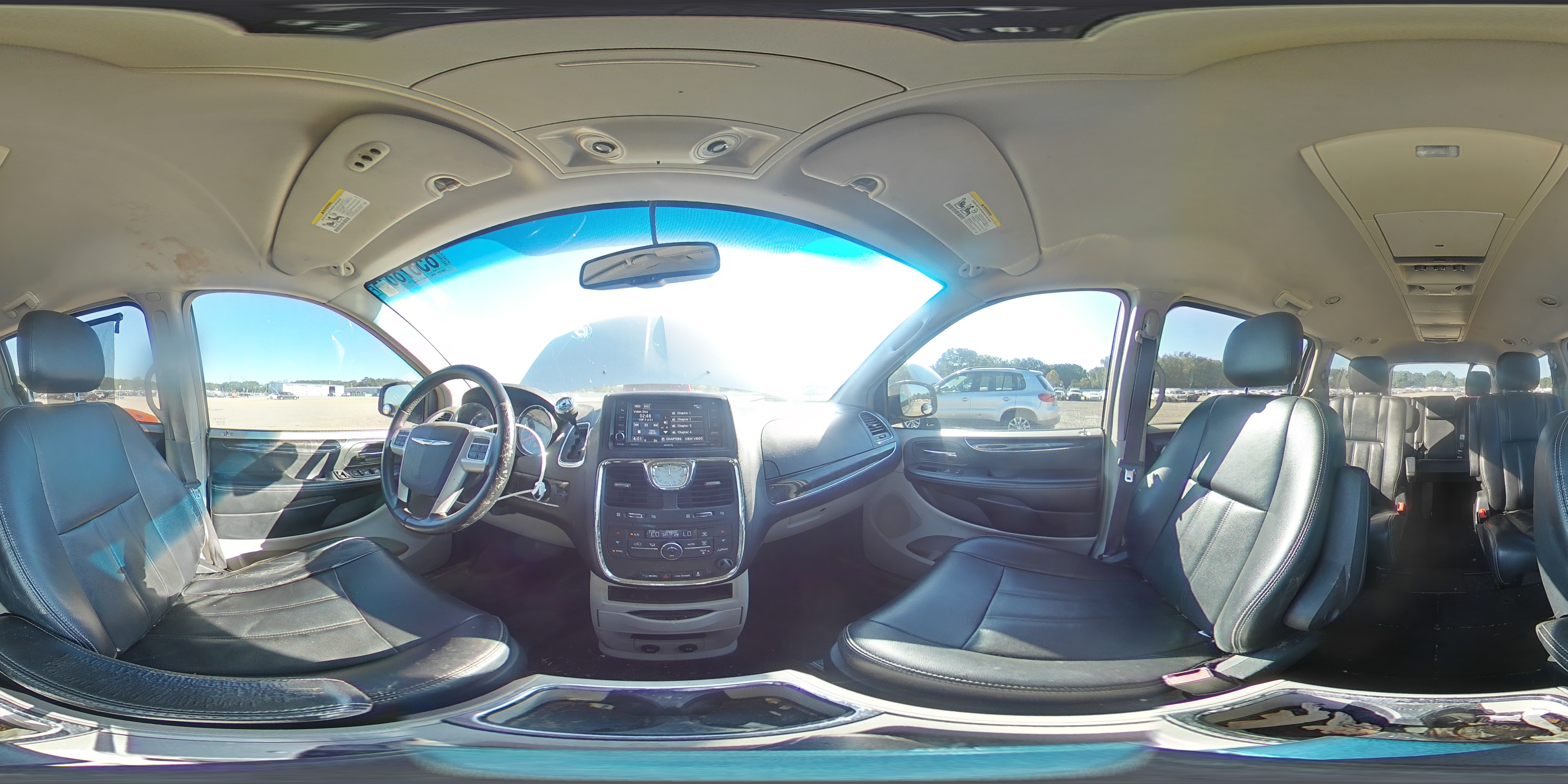 2015 Chrysler Town & Country Touring VIN: 2C4RC1BG1FR560347 Lot: 85878675