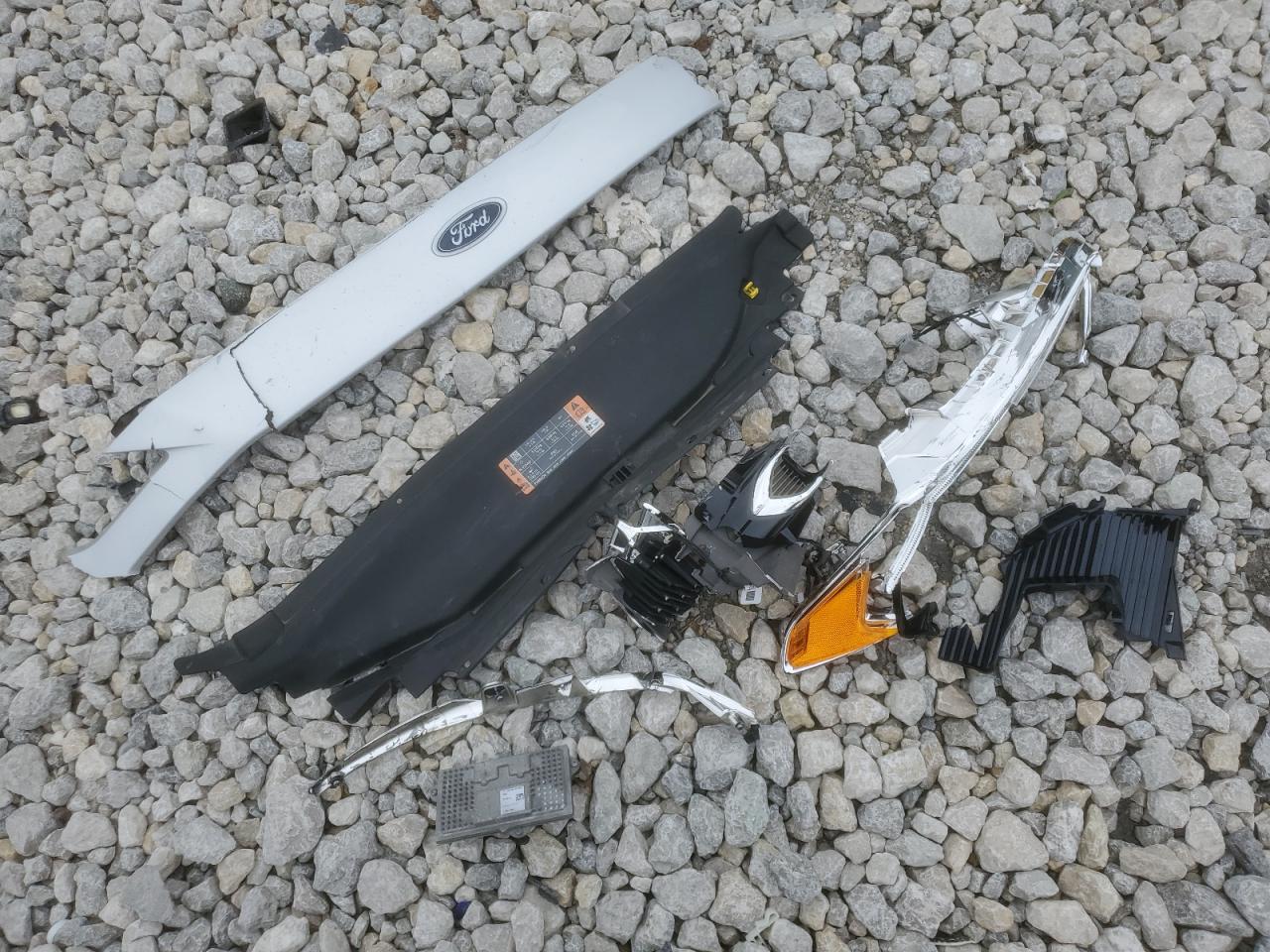 2017 Ford Fusion Se VIN: 3FA6P0T91HR152404 Lot: 82515425