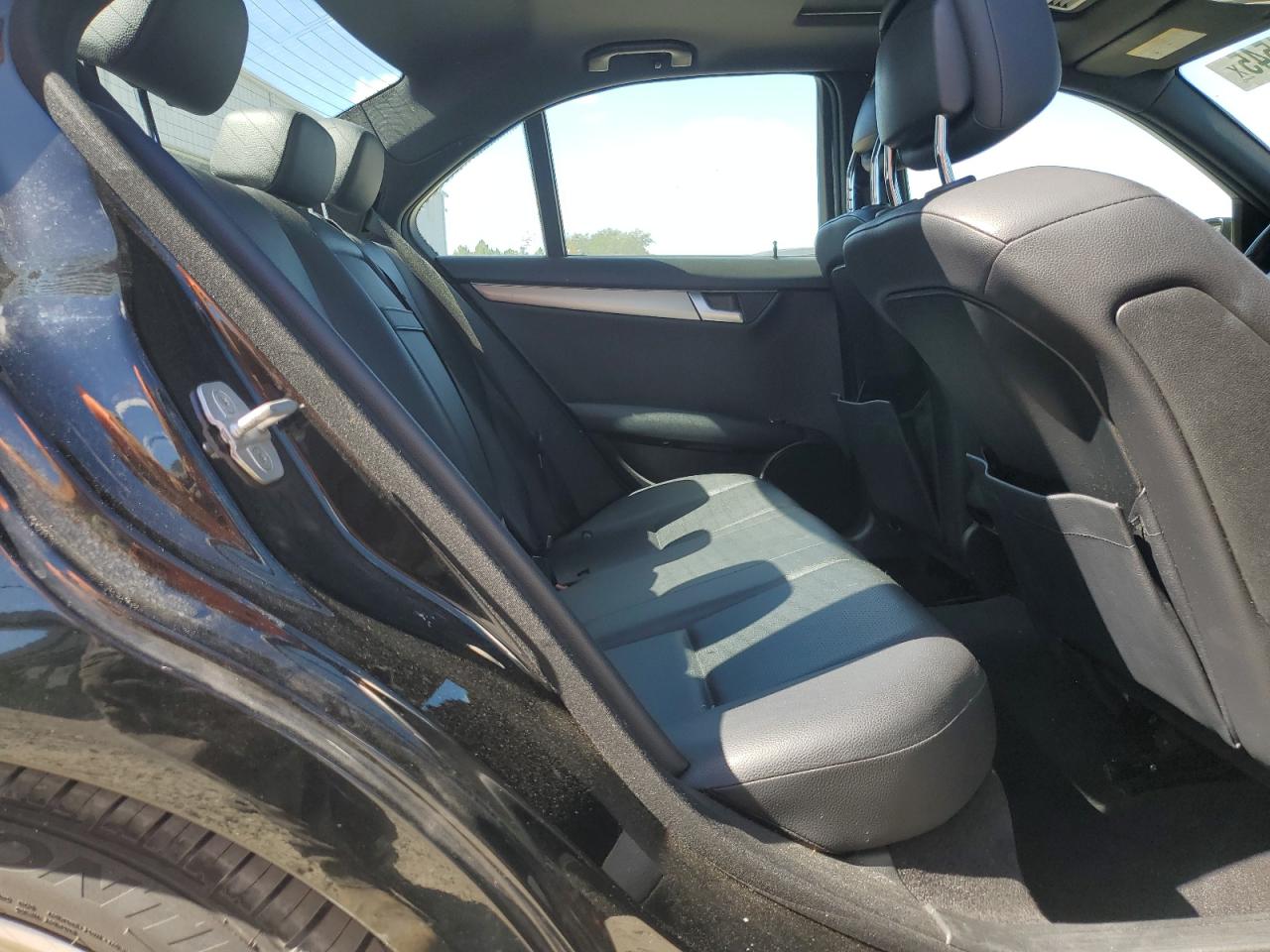 2014 Mercedes-Benz C 250 VIN: WDDGF4HB8EG207024 Lot: 81911545