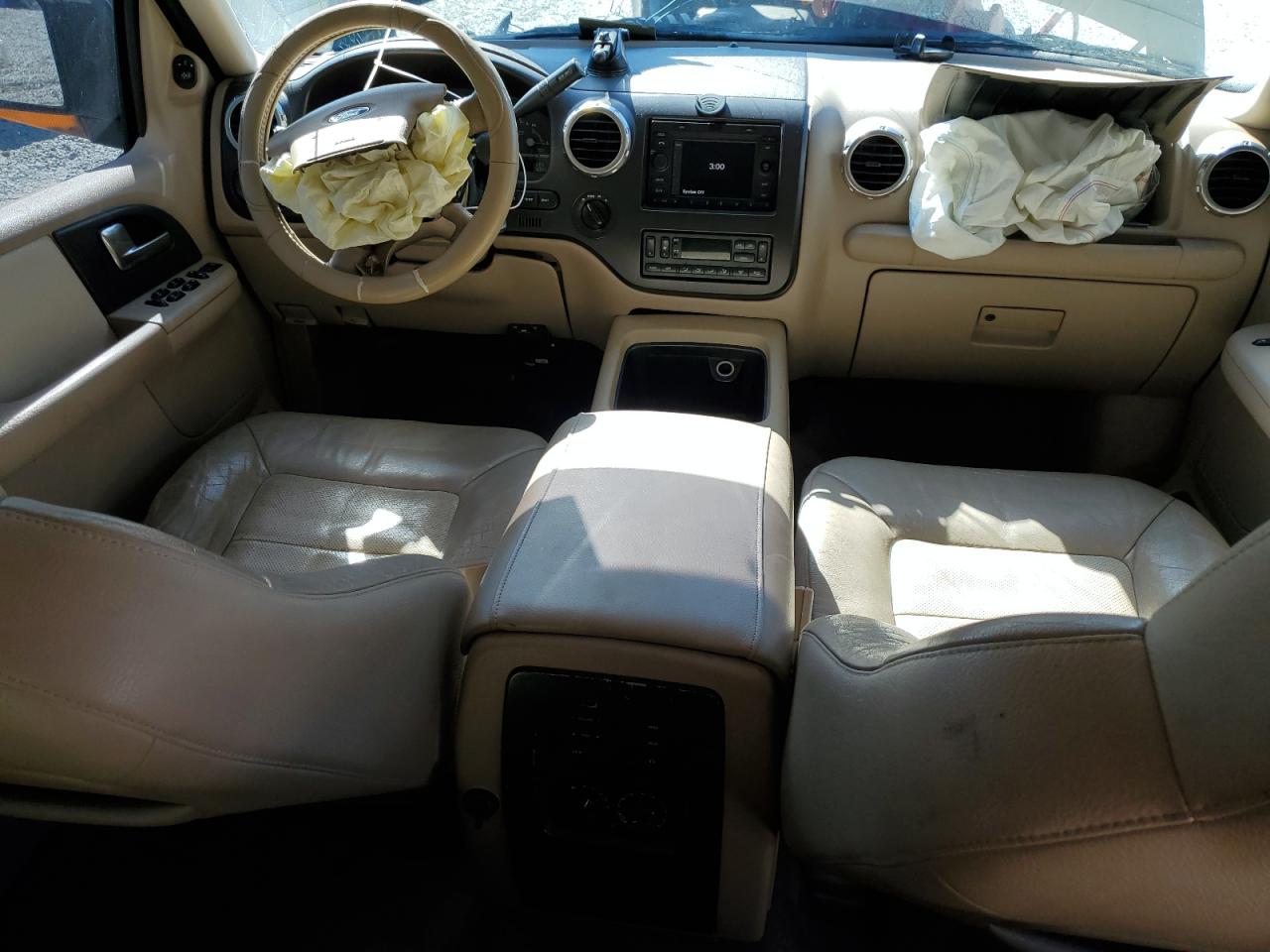 2004 Ford Expedition Eddie Bauer VIN: 1FMFU18L54LA45017 Lot: 85895755