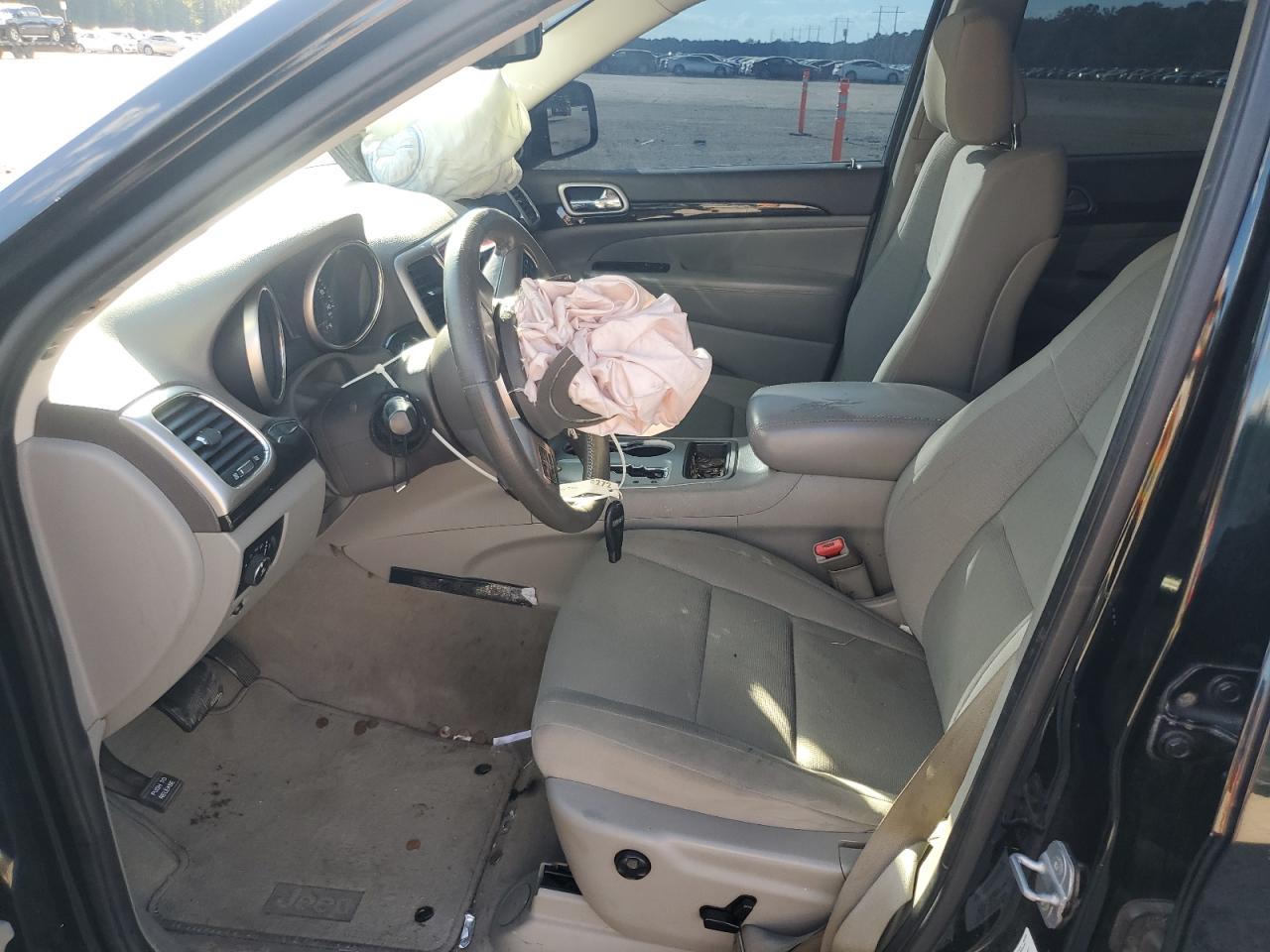 2012 Jeep Grand Cherokee Laredo VIN: 1C4RJEAG3CC229305 Lot: 86317065